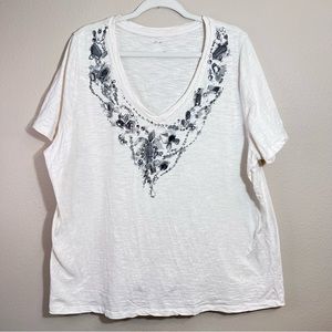Lane Bryant jeweled off-white T-shirt size 22/24